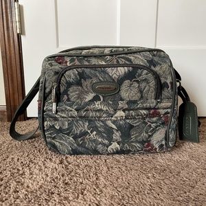 Jaguar Travel Shoulder Bag